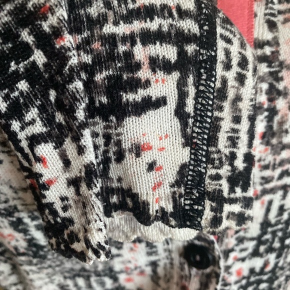EUC NIC+ZOE reversible button down cardigan sweater-Black/coral/peach/white/gray - Picture 5 of 12